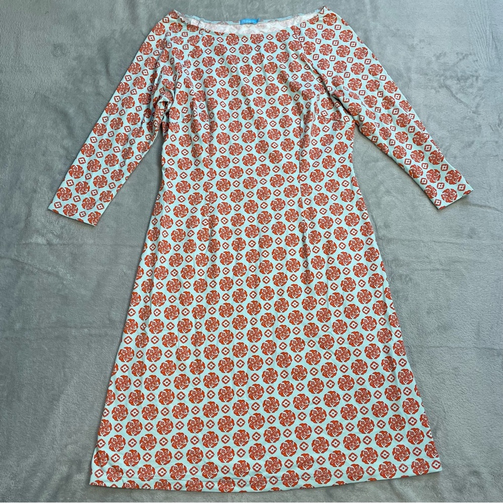 J. McLaughlin Dress XS Catalina Cloth Boat Neck Light Blue Medallion 3/4 Sleeve‎